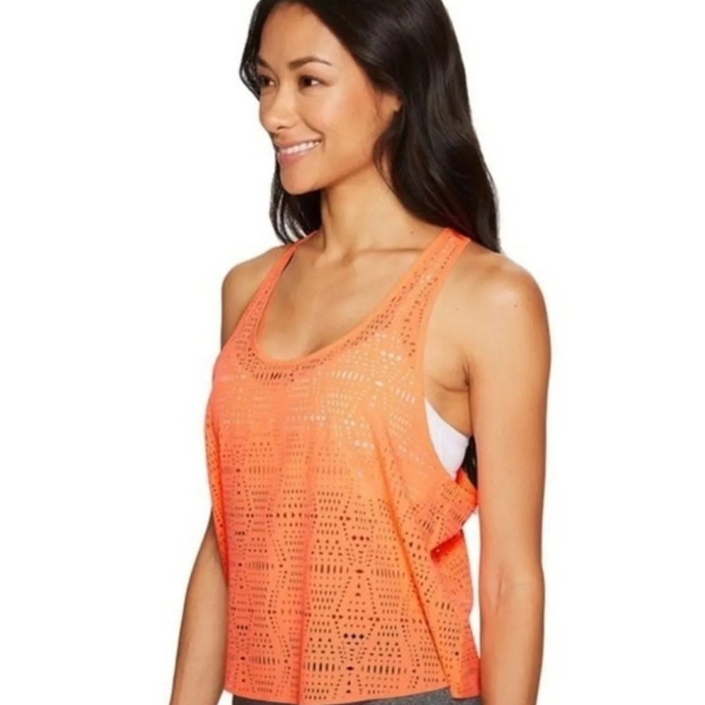 Alo NWOT Hollow Tank